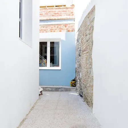 Iconic Stone Apartment Izmir