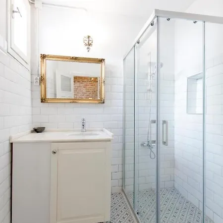 Iconic Stone Apartment Izmir