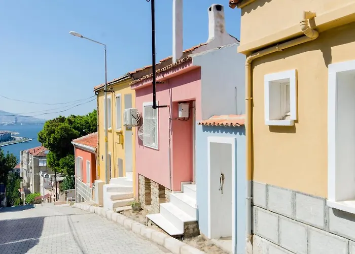 Iconic Stone * Esmirna