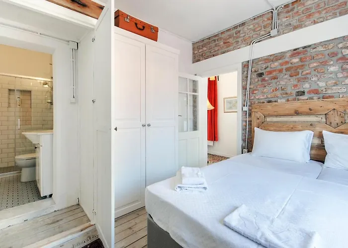 Iconic Stone Appartement